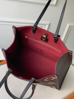 Louis Vuitton OnTheGo MM