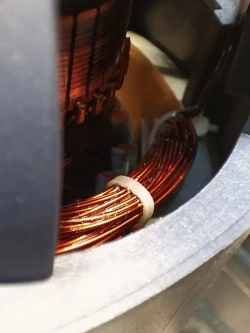 Циркулярная пила WATT WHS-1900 (переворотная)