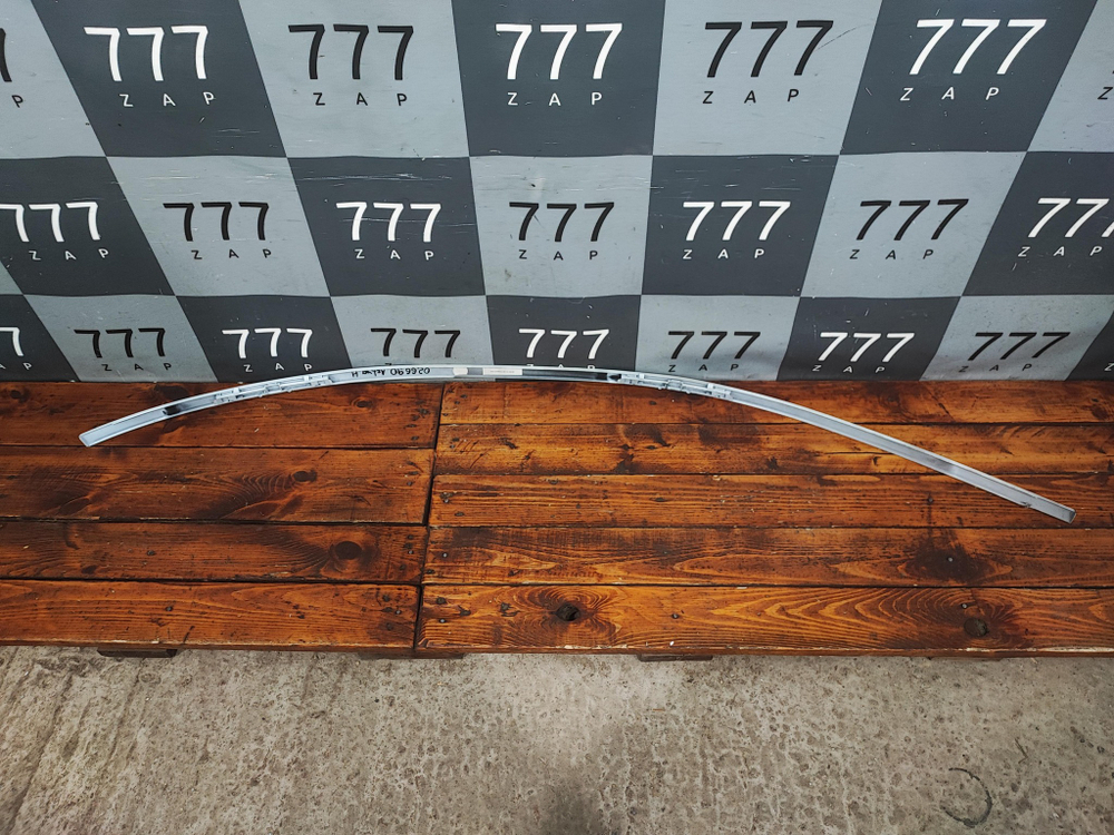 Молдинг крыши правый Opel Astra H Новый Оригинал 13125676