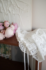 Манишка из шитья, Айвори