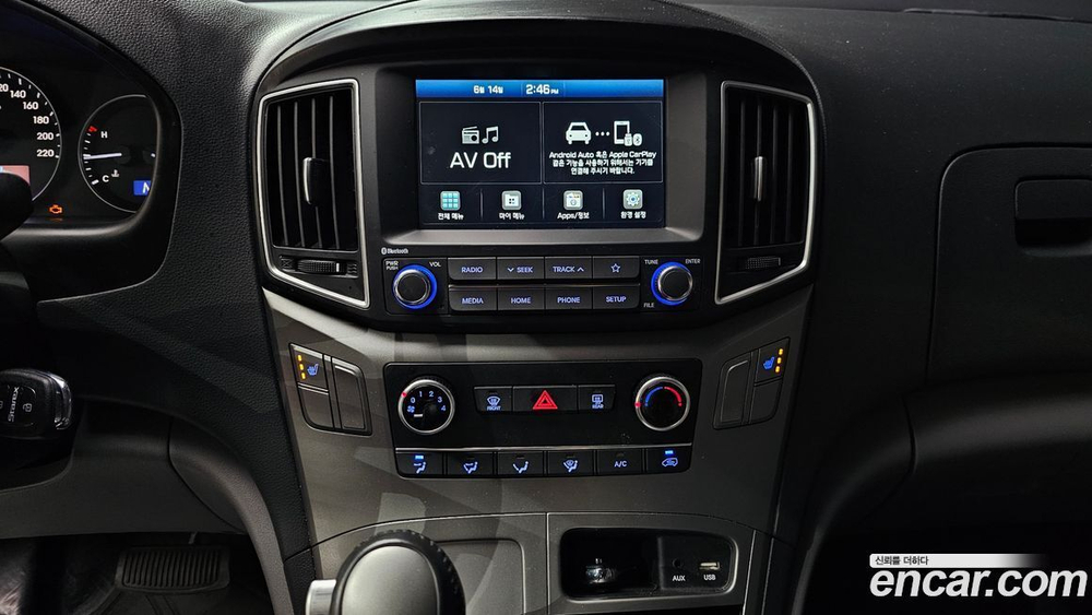 Hyundai The New Grand Starex Van 3-х местный (06.2020)