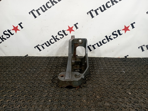 Кронштейн рессоры передней левый 2018г.