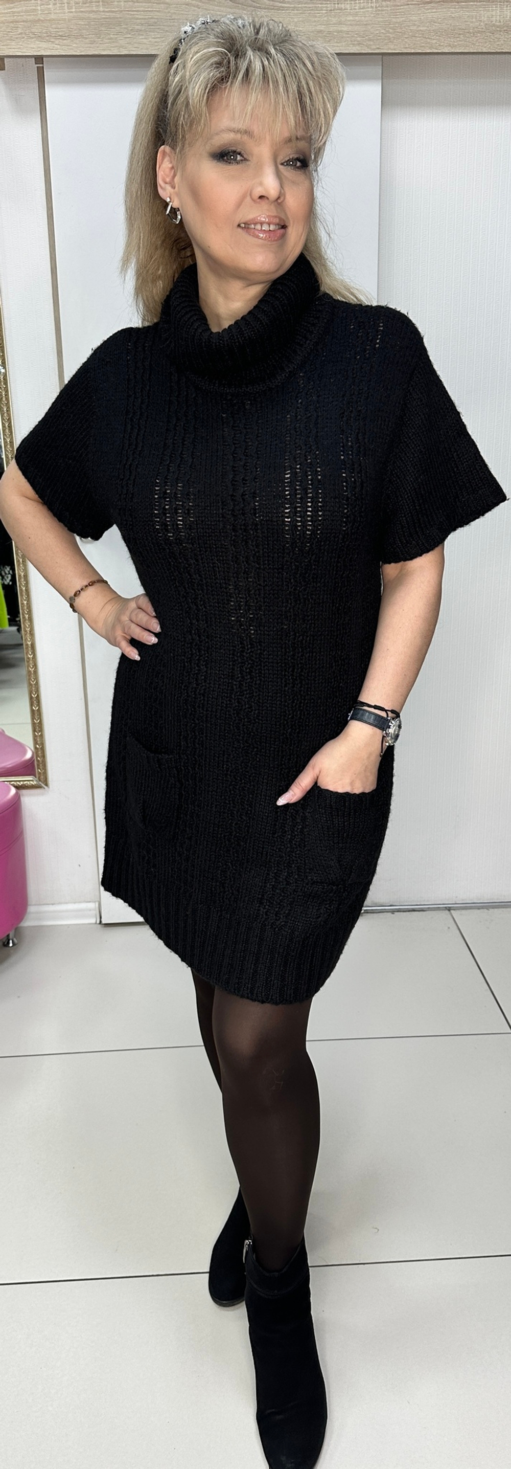Черный джемпер-туника с короткими рукавами