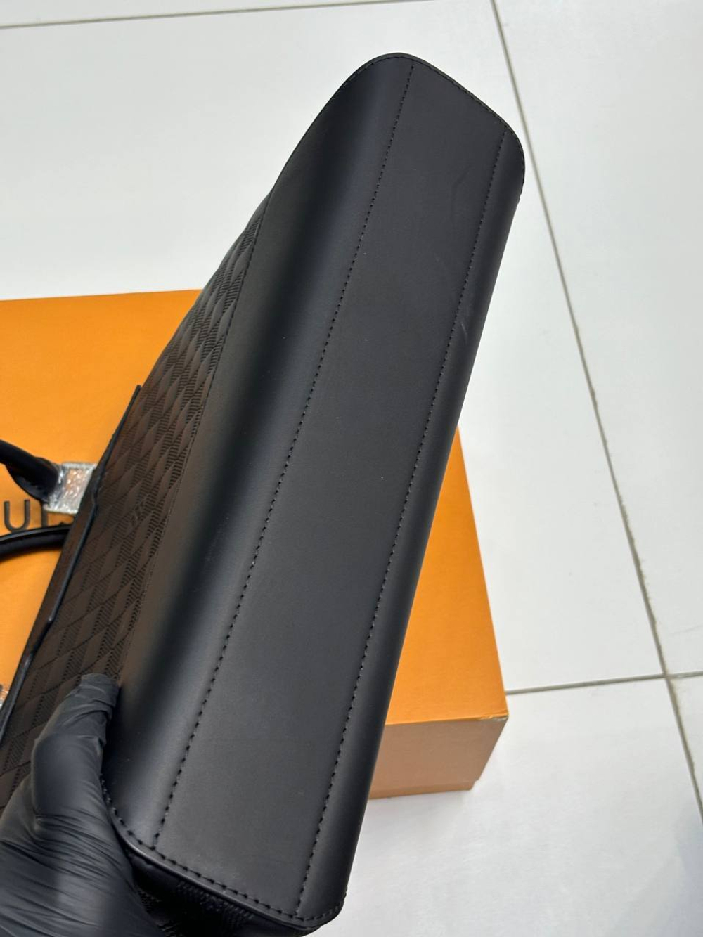 Портфель Louis Vuitton