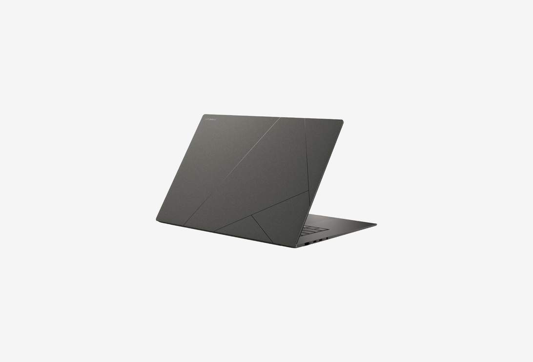 UM5606WA-RK322W_0626226100648