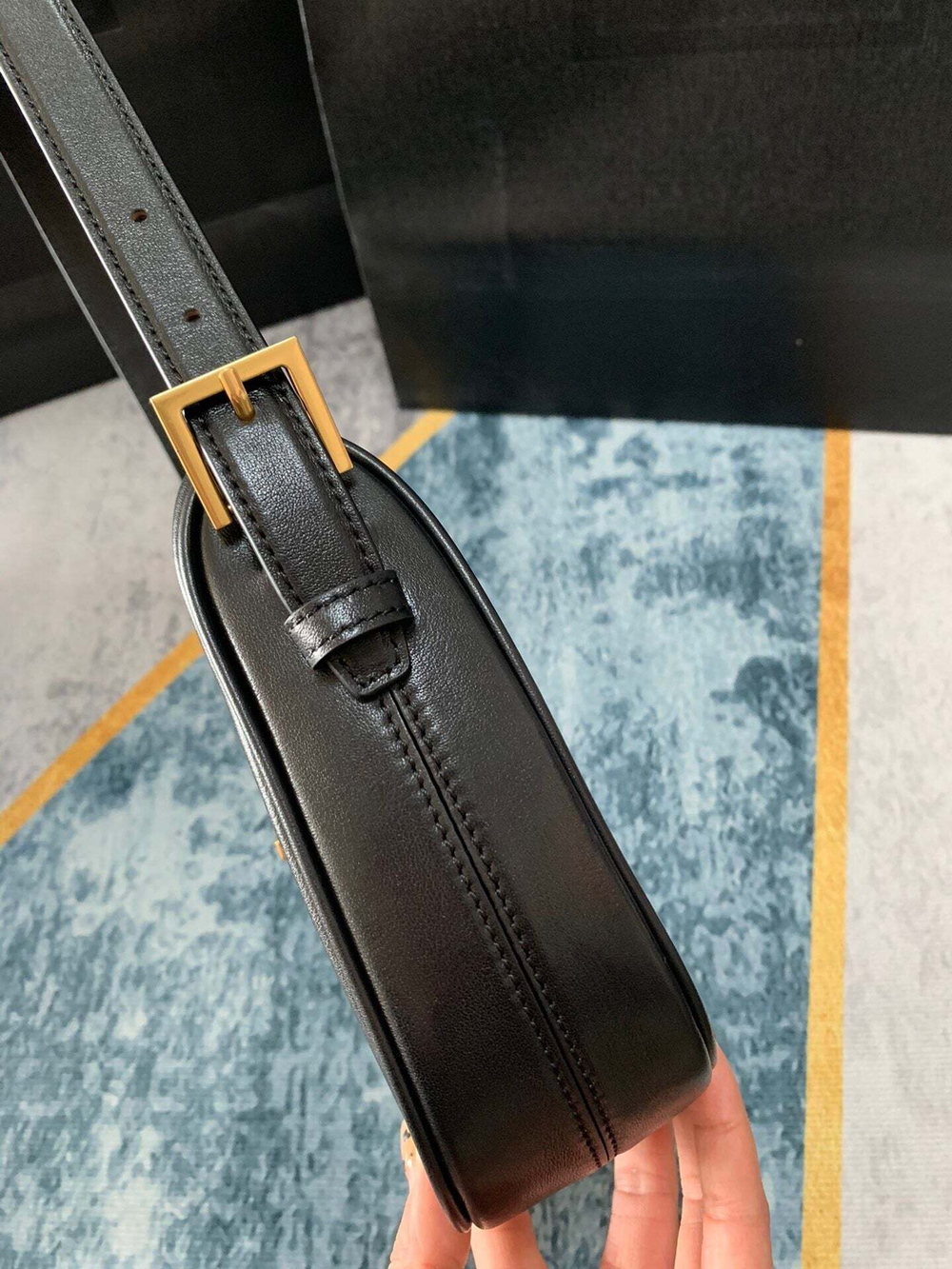 Yves Saint Laurent Le Fermoir Hobo Bag