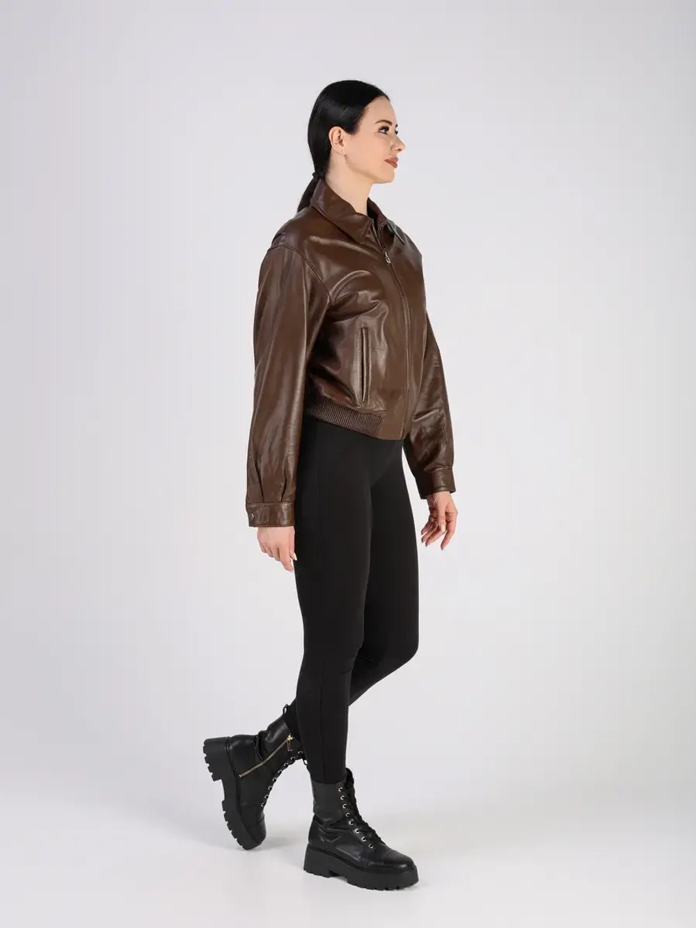 Кожаная куртка демисезонная