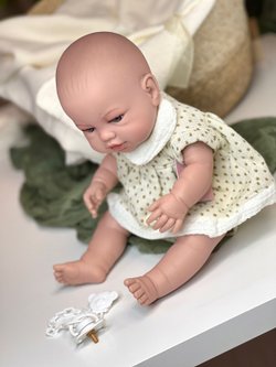 Кукла Berbesa 42см RECIEN NACIDO с пледом в пакете (5106K)