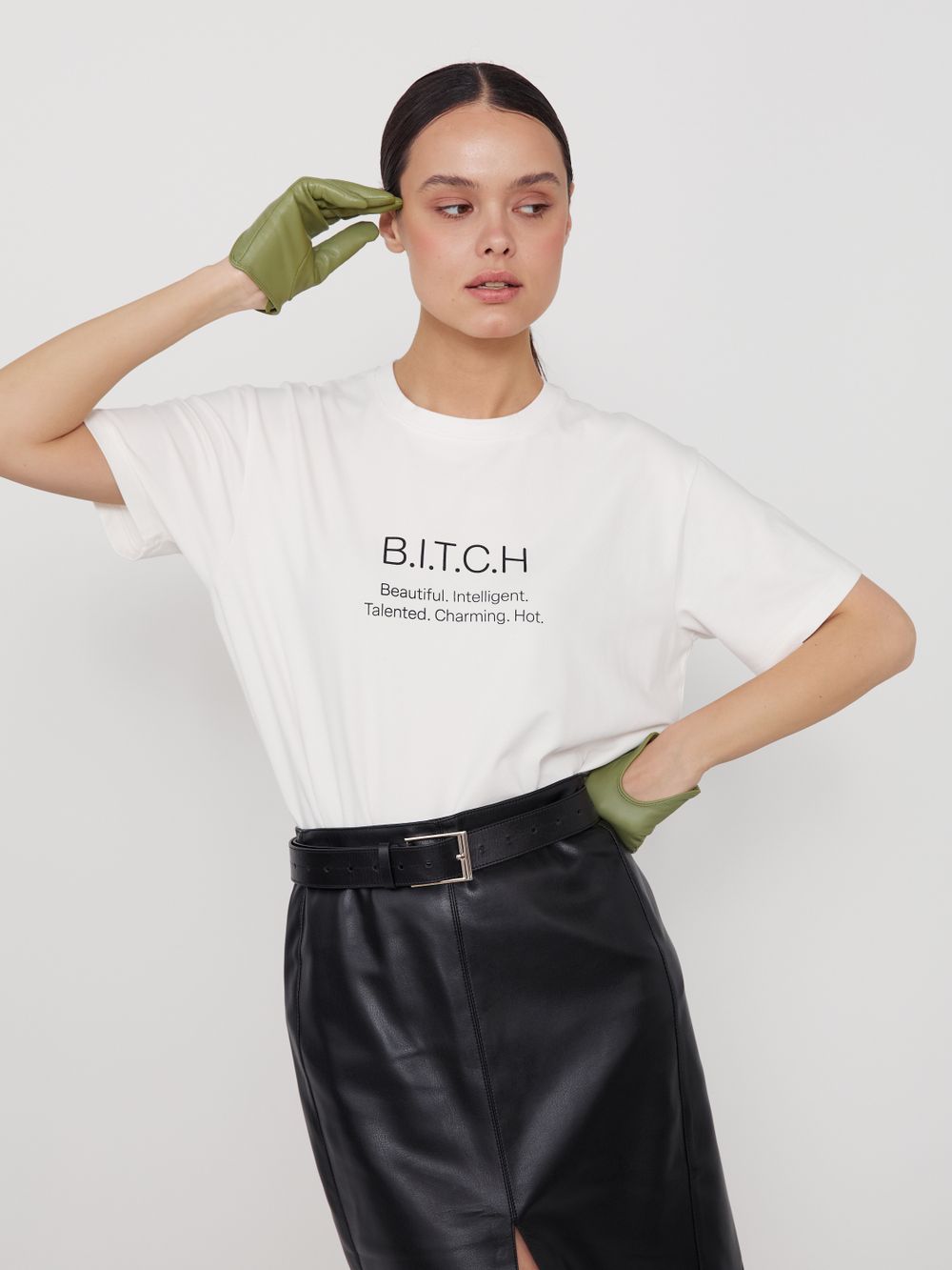 ФУТБОЛКА «B.I.T.C.H»