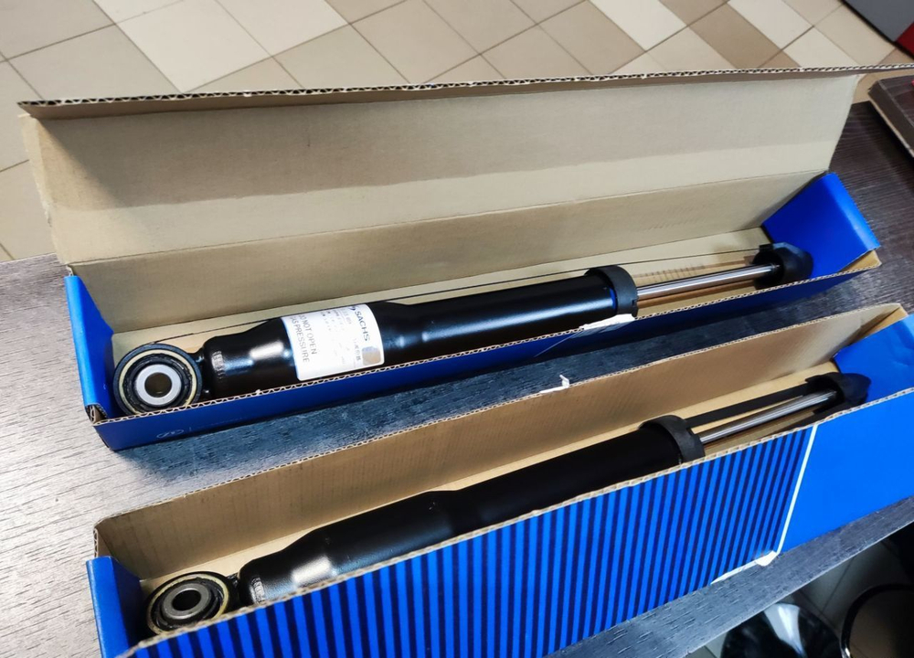 Sachs Амортизатор задний VAG PQ46 4WD универсал
