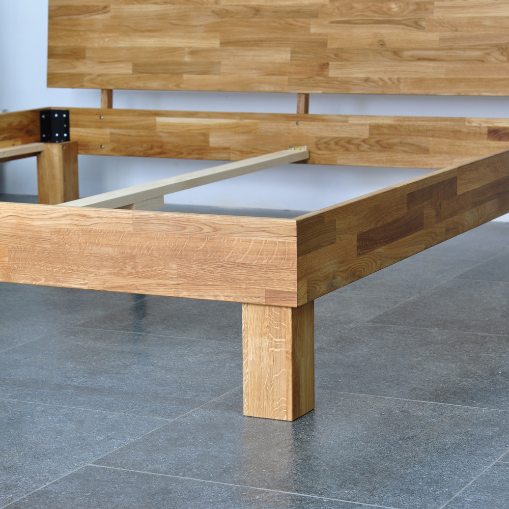 Кровать 180х200 Buona Vita из натурального дуба на ножках в стиле лофт