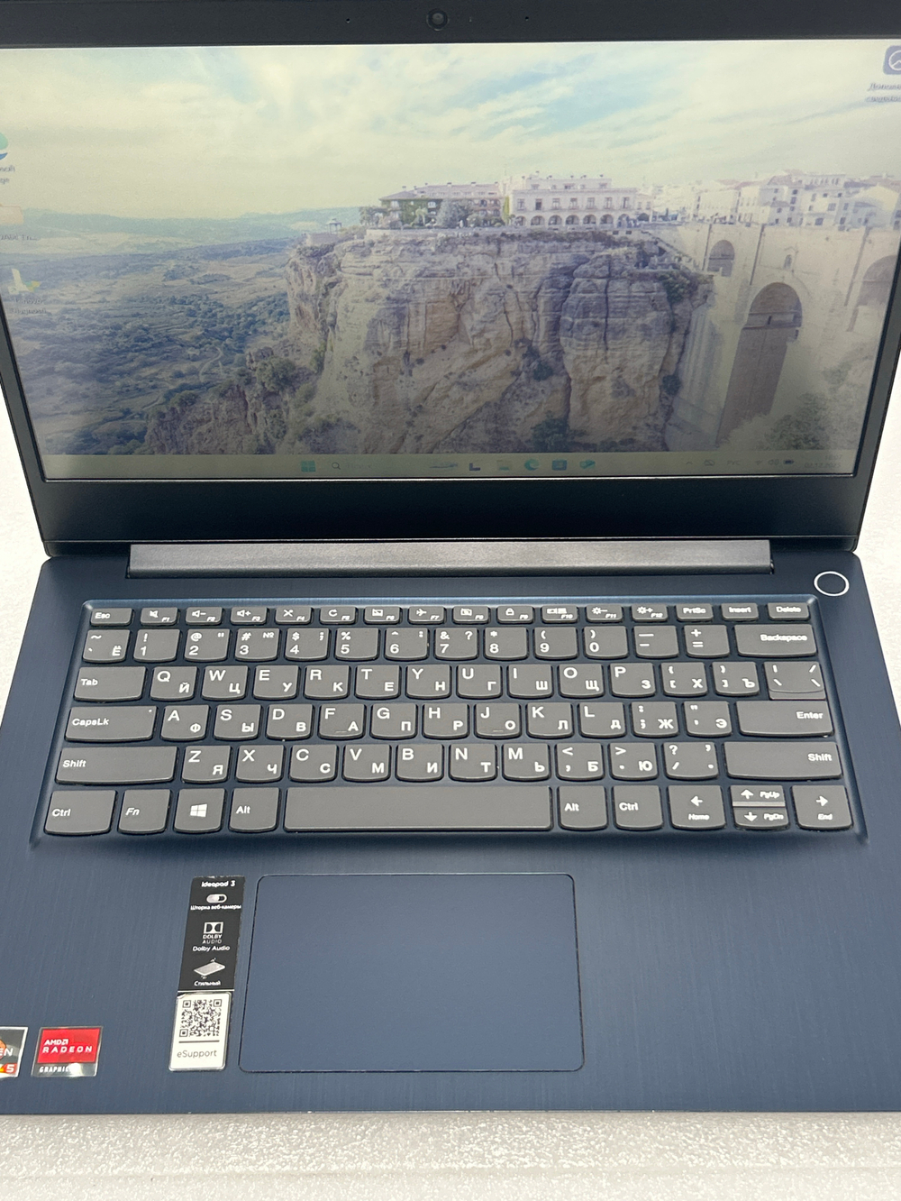 Ноутбук Lenovo IdeaPad 3 14ADA05 (81W000KNRU) 14"/AMD Ryzen 5 3500U/RAM 8GB/SSD 512GB/AMD Radeon Vega 8/1920*1080/TN/Windows 11/Подсветка кл-ры: нет/синий. Состояние: C1