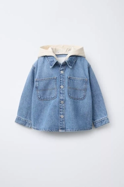 ZARA ДЖИНСОВАЯ КУРТКА-РУБАШКА С ОТСТЕГИВАЮЩИМСЯ КАПЮШОНОМ, ВЫЦВЕТШИЙ СИНИЙ