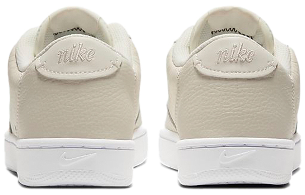Кроссовки Nike Court Vintage Premium (Женская размерная сетка)