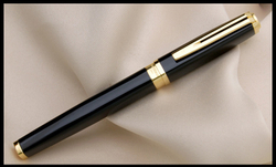 Перьевая ручка Waterman Exception, цвет: Slim Black GT, перо: F/M