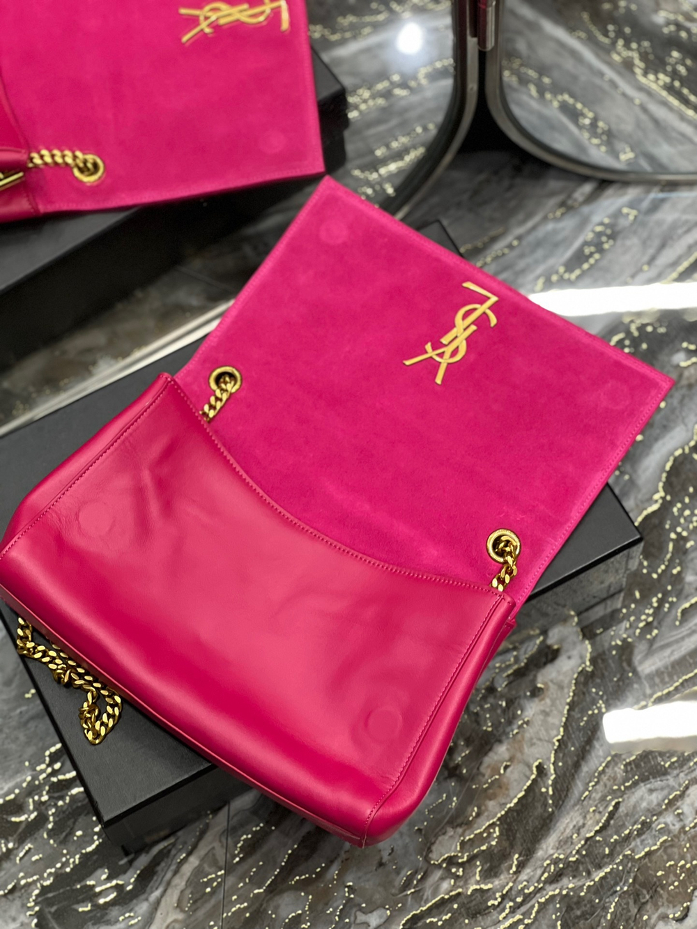 Saint Laurent Kate Medium Reversible Chain Bag 28 cm