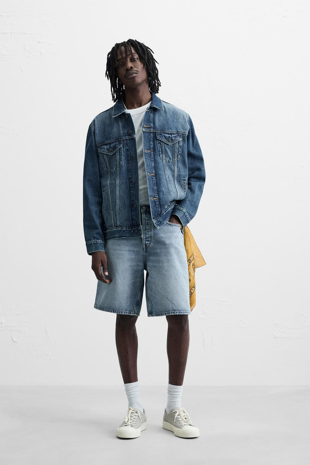 ZARA ДЖИНСОВЫЕ ШОРТЫ STRAIGHT-LEG, ВЫЦВЕТШИЙ СИНИЙ