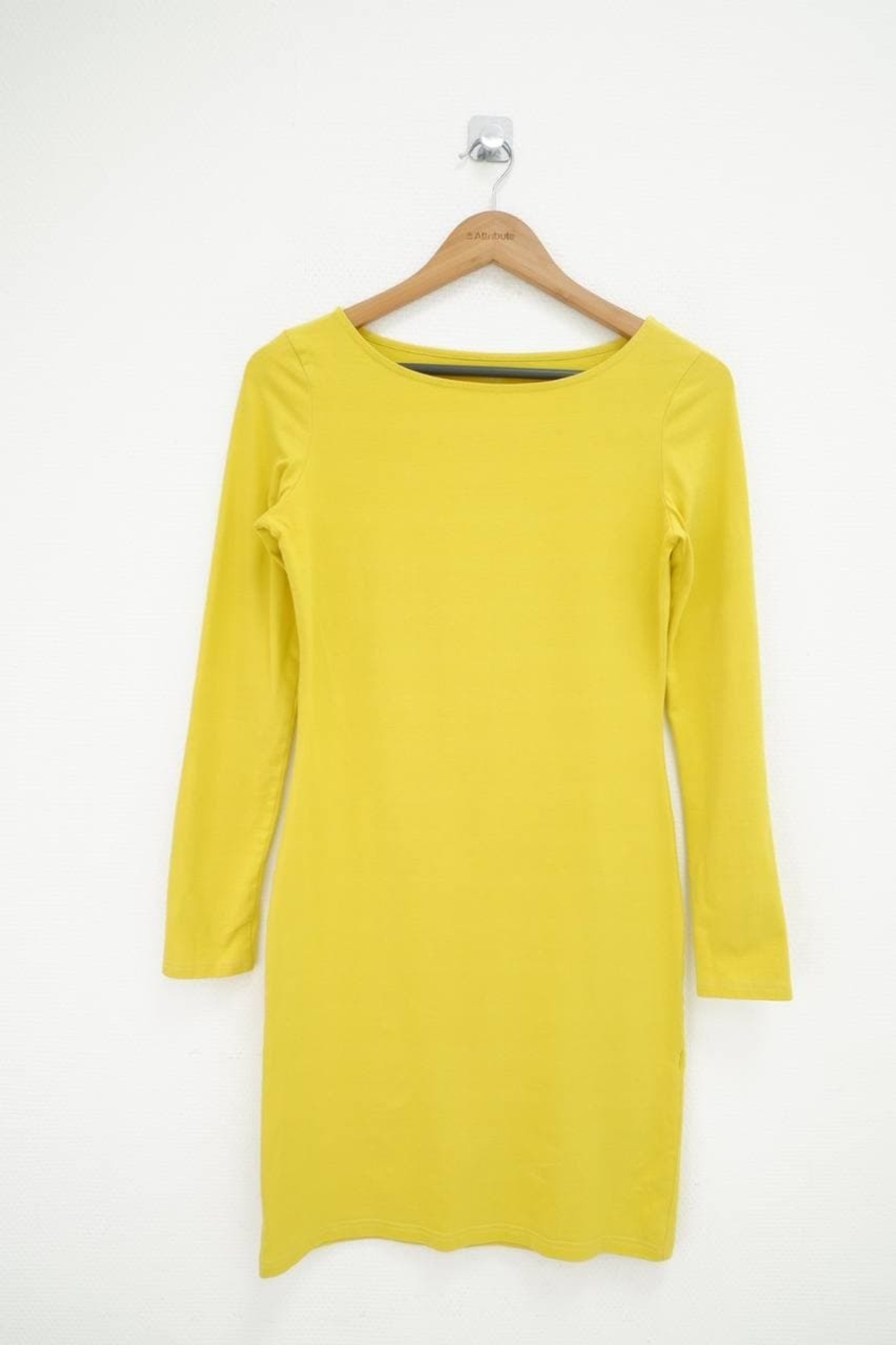 Платье Oodji яркое 44 размер