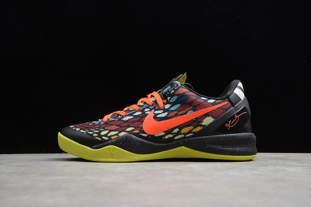 Купить баскетбольные кроссовки Nike Kobe 8 Christmas (2012) (GS)
