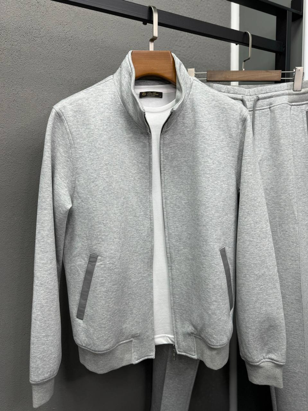Прогулочный костюм Brunello Cucinelli