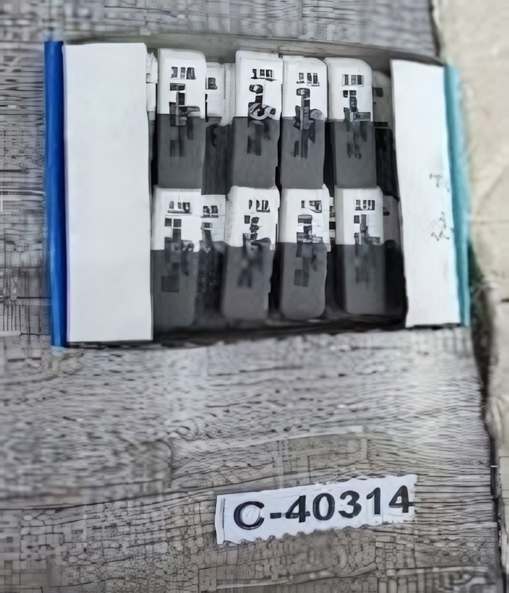 Ластик бело-серый 6*1,8*0,7 см, без шк, по 48 шт. в шоубоксе