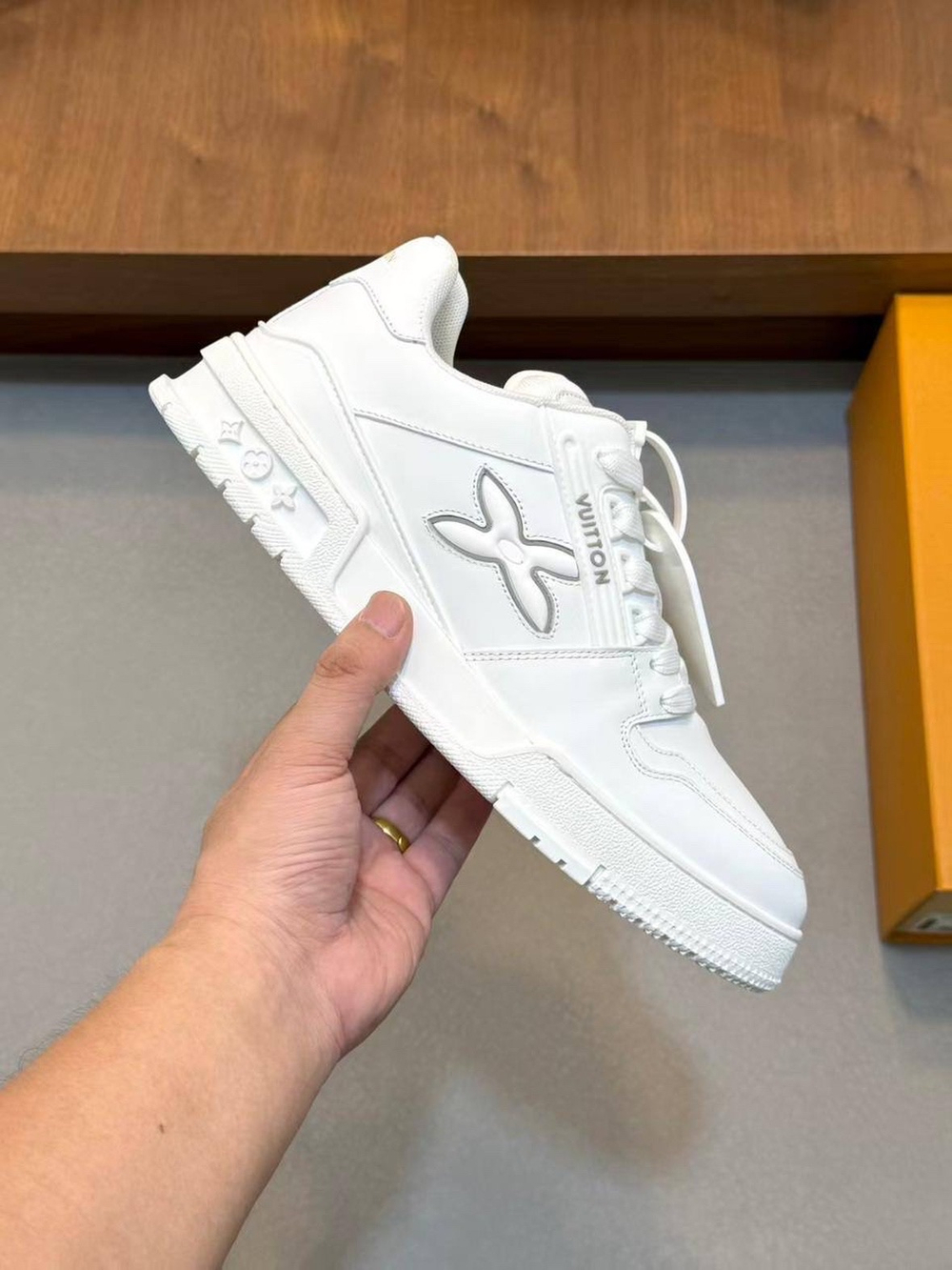 Кроссовки Louis Vuitton Trainer