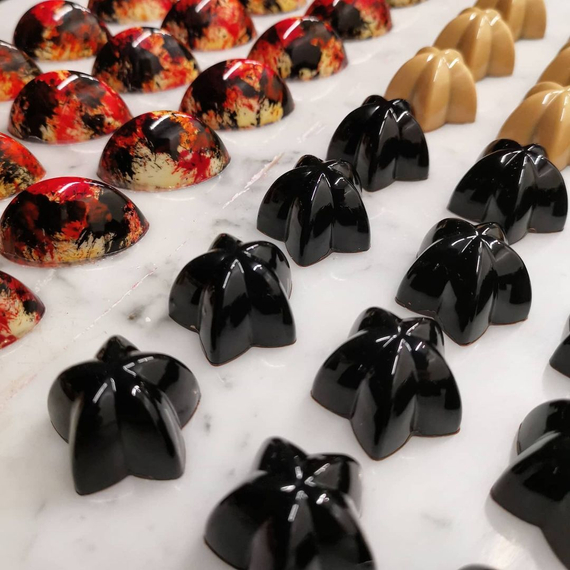 746 | Форма для шоколадных конфет &quot;Физалис&quot; (275*175 мм)