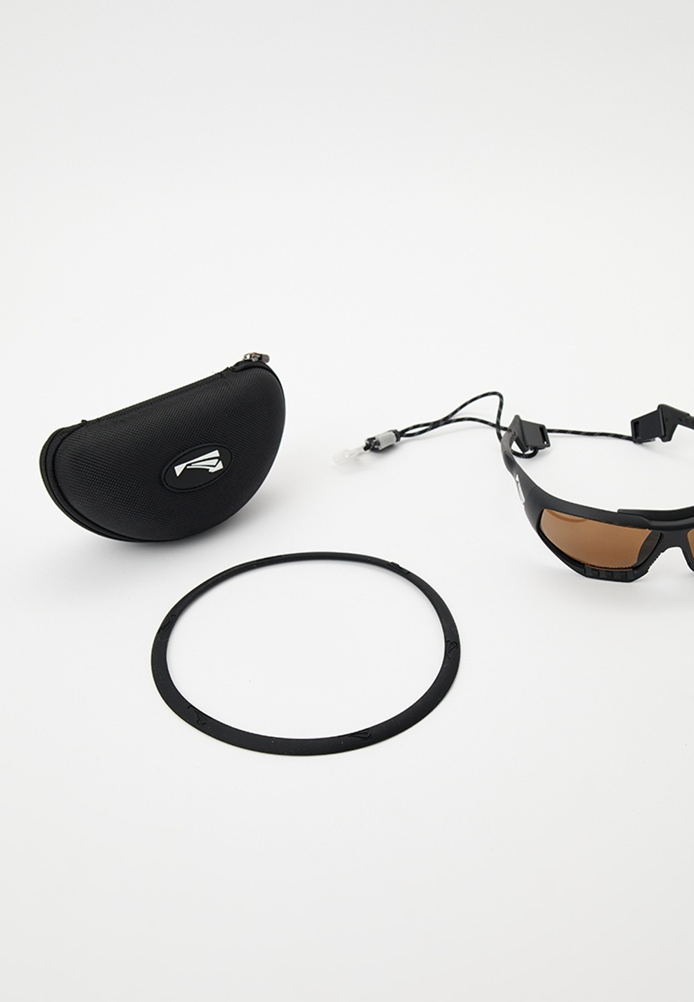 Спортивные очки LiP Surge / Matt Black - Black / PC Polarized / Brown