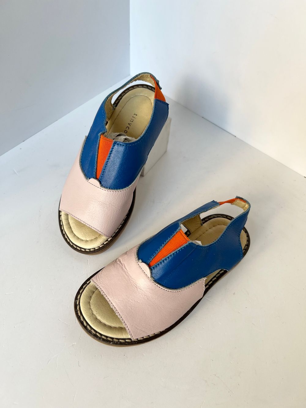 Новые сандалии Tinycottons, 26