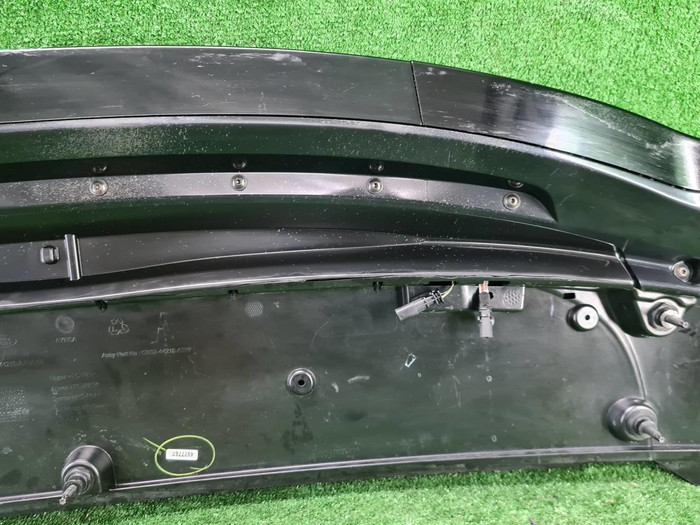 Спойлер крышки багажника RR Vogue 4 L405 (12-22)