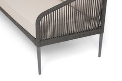 "Канны" диван 3-местный плетеный из роупа, каркас алюминий темно-серый (RAL7024) муар, роуп темно-серый круглый, ткань бежевая 035