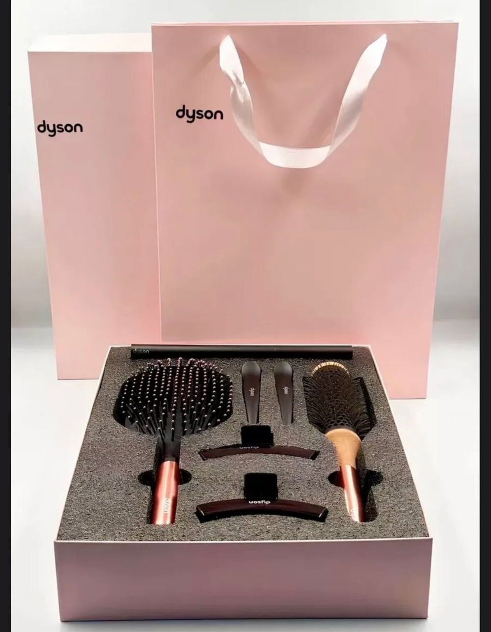 Подарочный набор Dyson профессиональных расчесок