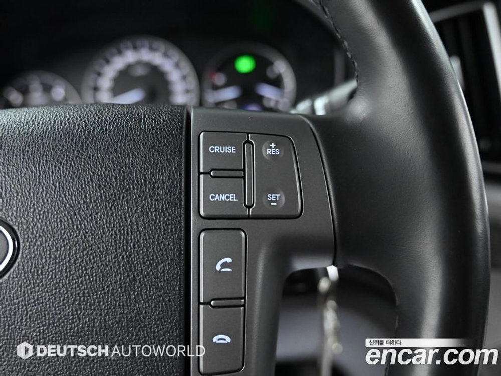 Hyundai The New Grand Starex Van 3-х местный (09.2019)