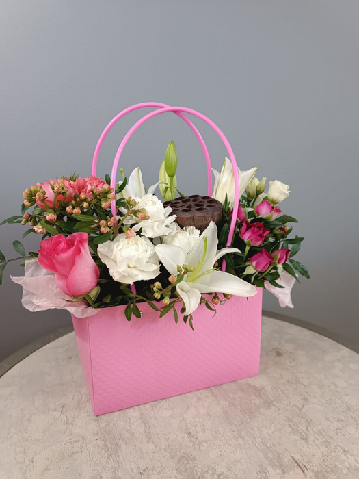 Цветочная композиция "Яркий акцент"