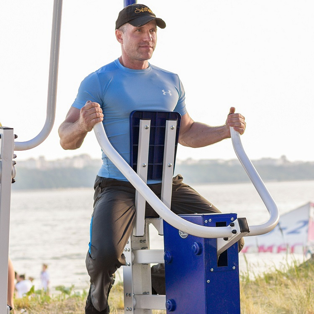 Уличный тренажер «Жим к груди» CO-3.1.64.01