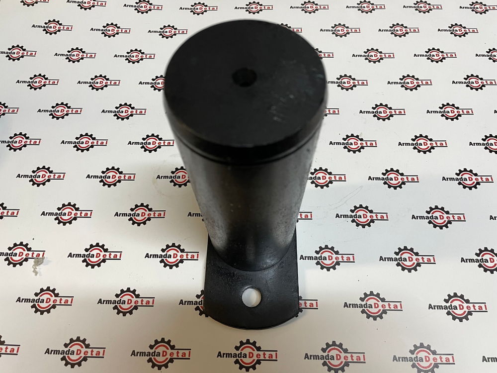 Палец каретки поворота стрелы нижний | 911/40048 | Россия