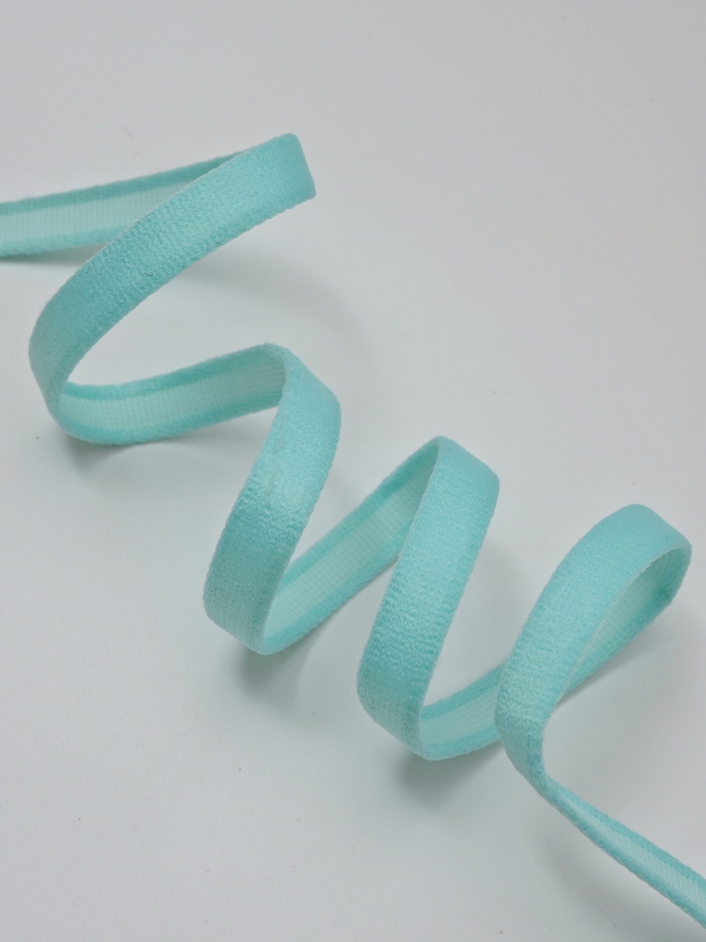 Туннельная лента яркий тиффани бесшовная ширина 10 мм