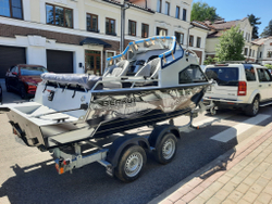 Алюминиевая моторная лодка Berkut L-HT PRO