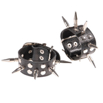 Черные кожаные наручники с шипами и заклепками (Цвет: черный)