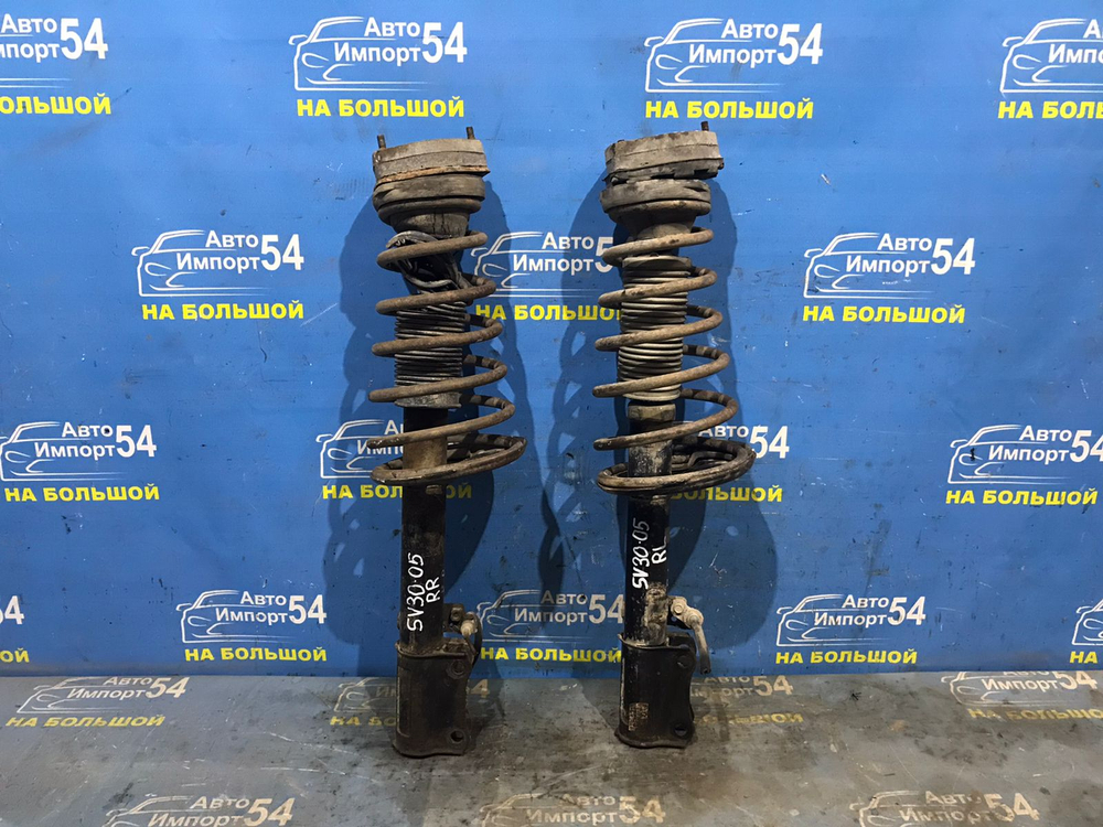 Стойка задняя правая TOYOTA CAMRY 1994