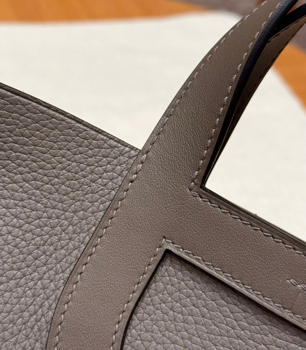 Hermes In The Loop 18 cm