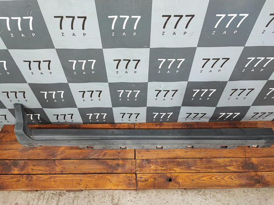 Накладка порога правого Ford Kuga 2 (CBS) 12-19 Б/У Оригинал CV44S10154A