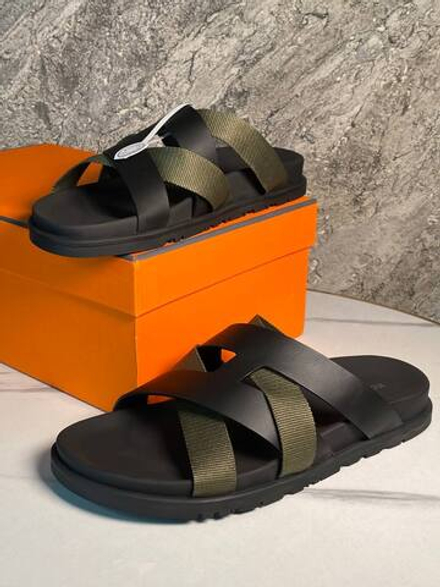 Шлёпанцы Hermes
