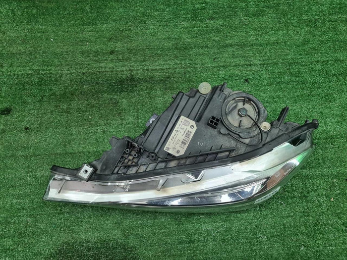 Фара левая BMW 3er F30 (2015-2020) LED