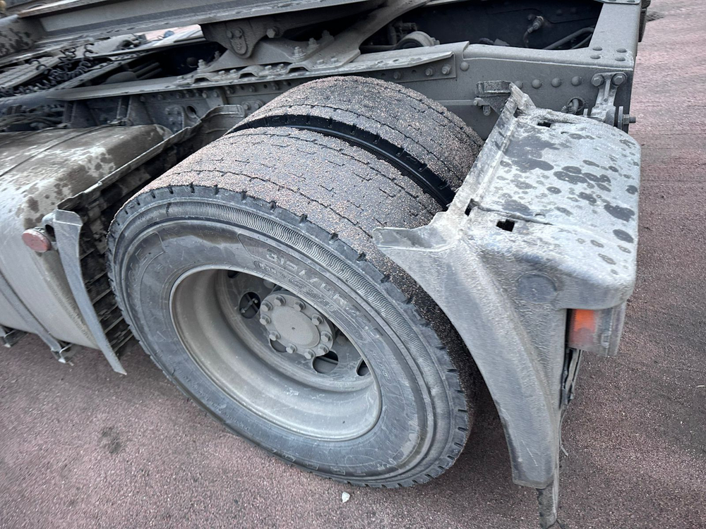 FAW JH6 4x2 Седельный тягач CA4180P25K15E5A80 (Дизельный, 11,6 л, 453 л.с., АТ)