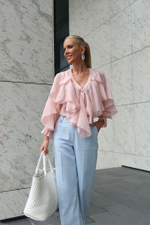 Брюки прямые из хлопка в нежно-голубом цвете