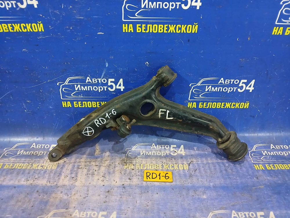Рычаг передний левый Honda CRV 1996