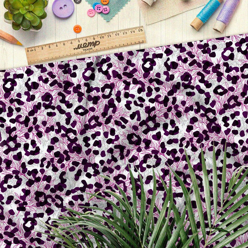 Ткань атлас белый леопард с розовыми листьями
