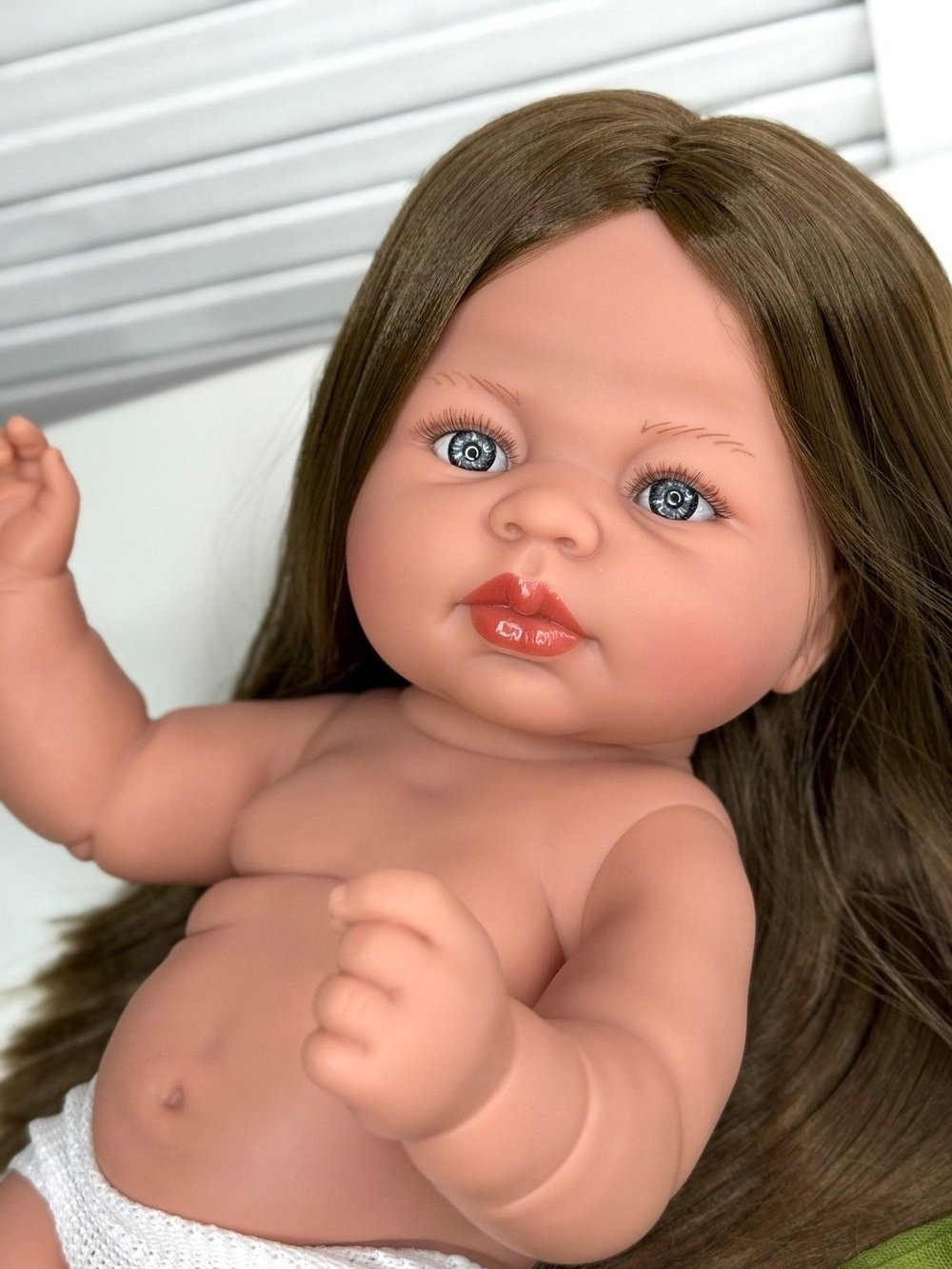 Кукла Manolo Dolls виниловая Carabonita без одежды 47см (7308A1)