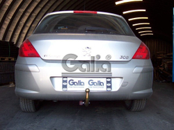Фаркоп оцинкованный Galia C038A для Citroen C4 седан/хетчбек 2004-2010, 2010-, Peugeot 307, 308 хетчбек 3/5 дверей 2001-2007, 2007-2012(паспорт и сертификат в комплекте)(без электрики)